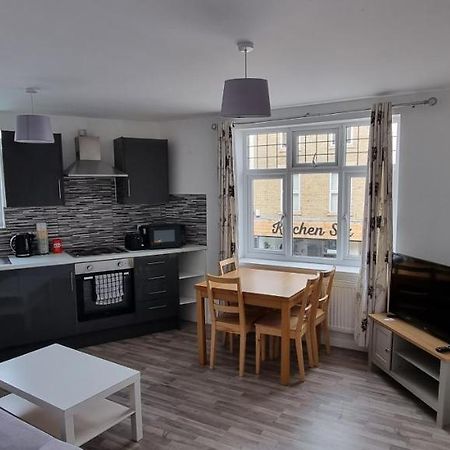 Apartamento Vh Premier Flat 3 Gillingham  Exterior foto