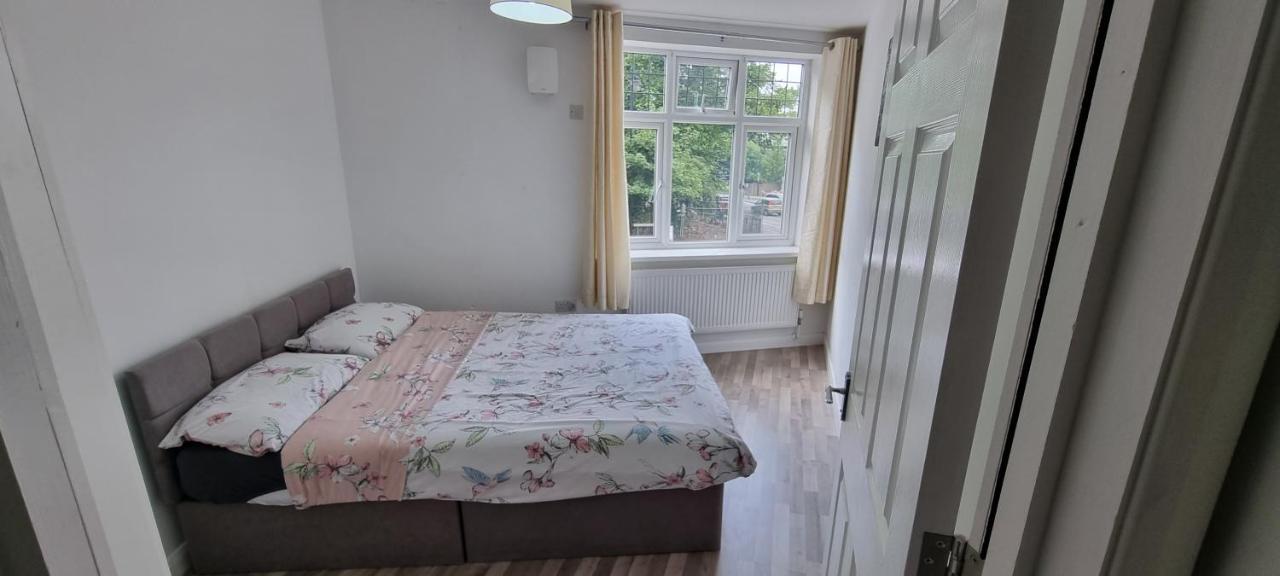 Apartamento Vh Premier Flat 3 Gillingham  Exterior foto