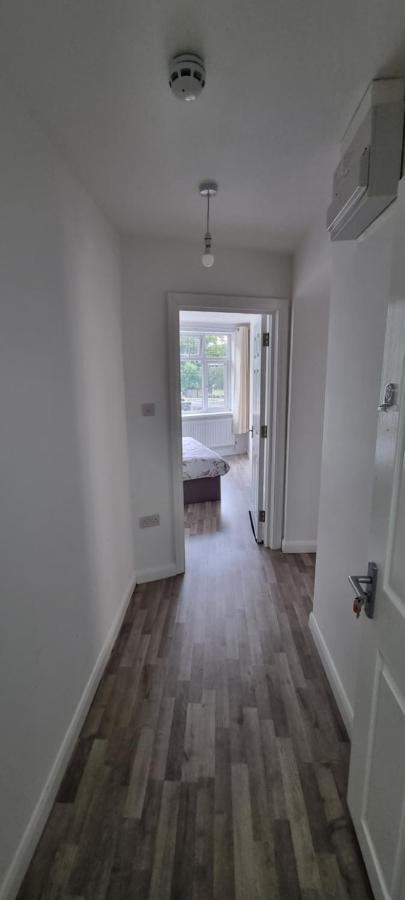 Apartamento Vh Premier Flat 3 Gillingham  Exterior foto