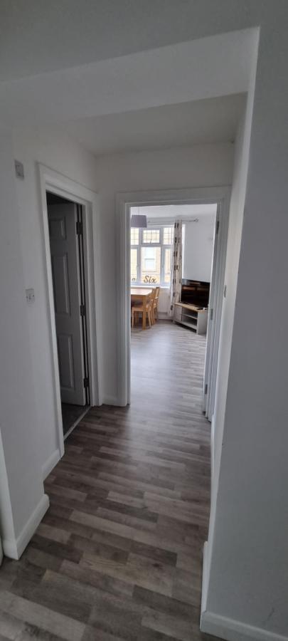 Apartamento Vh Premier Flat 3 Gillingham  Exterior foto